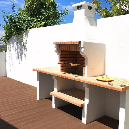 Casa Encosta Da Lagoa